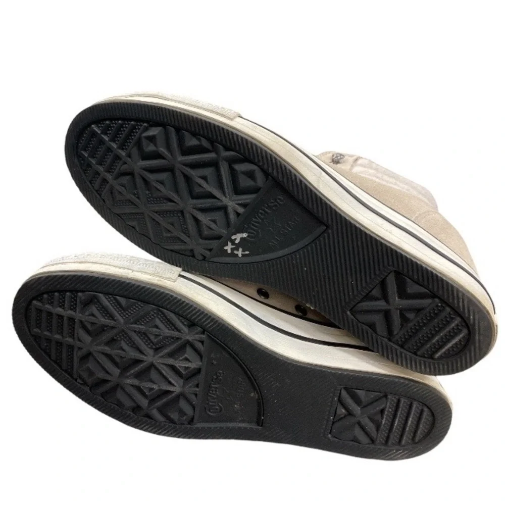 Converse • CTAS Platform Hi Sneakers - Picture 10 of 11